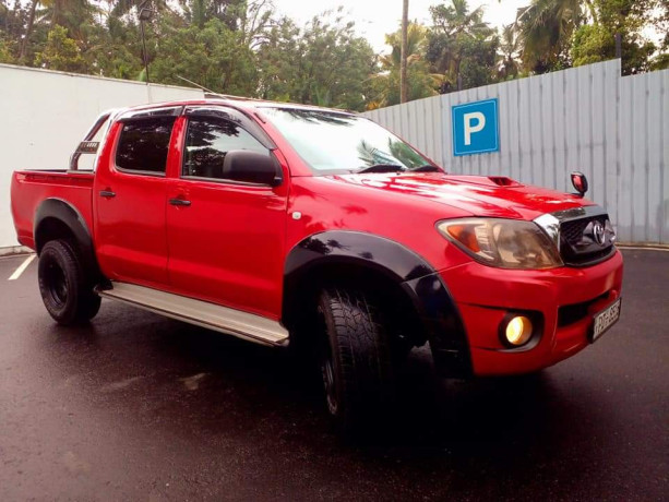 Toyota Hilux Vigo Double Cab Kandy