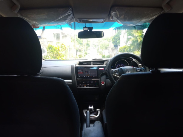 honda-fit-gp5-big-3