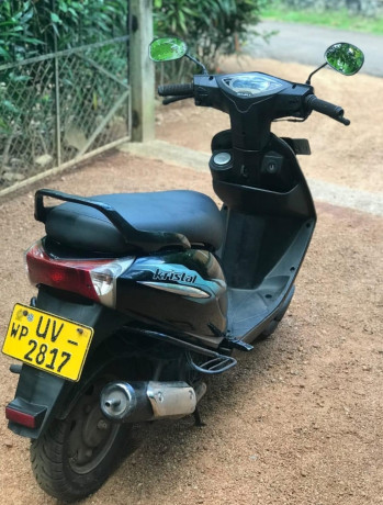 bajaj-kristal-scooter-2008-big-1