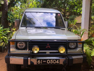 mitsubishi-pajero-1982