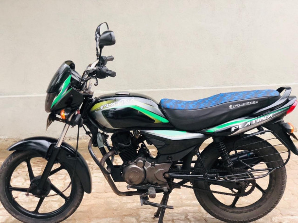 bajaj-platina-2012-big-4