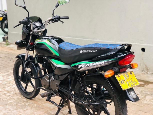 bajaj-platina-2012-big-2