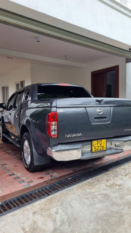 nissan-navara-2006-big-2