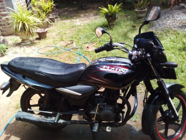 bajaj-platina-2013-big-1
