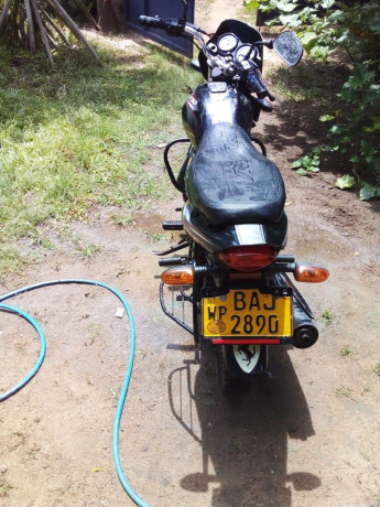 bajaj-platina-2013-big-2
