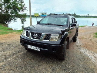 nissan-navara-2007