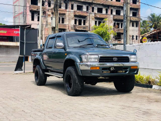 toyota-hilux-ln106-1995