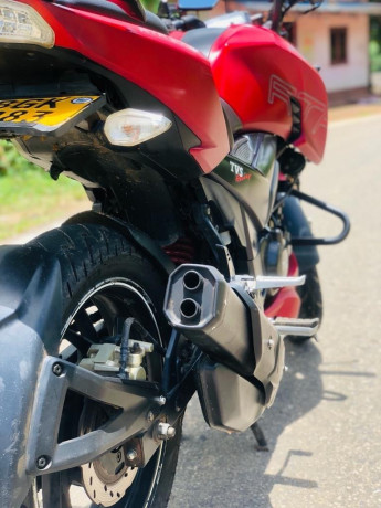 tvs-apache-200-big-3