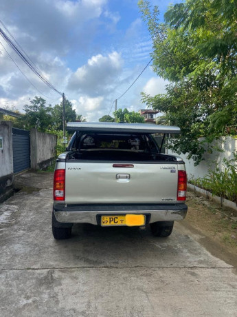 toyota-hilux-vigo-2007-big-2