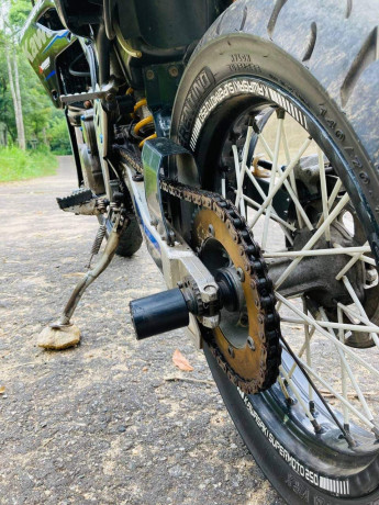 kawasaki-dtracker-250-2013-big-4