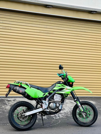 kawasaki-dtracker-2013-big-0