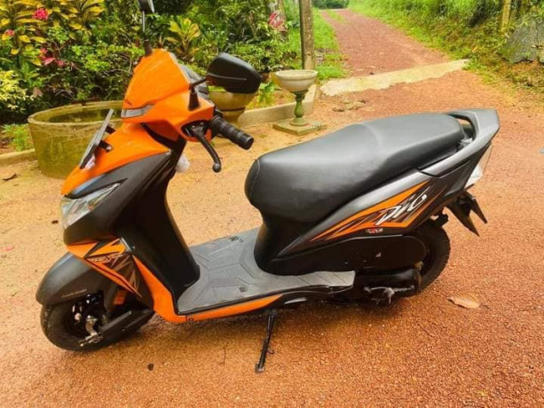 honda-dio-2018-big-1