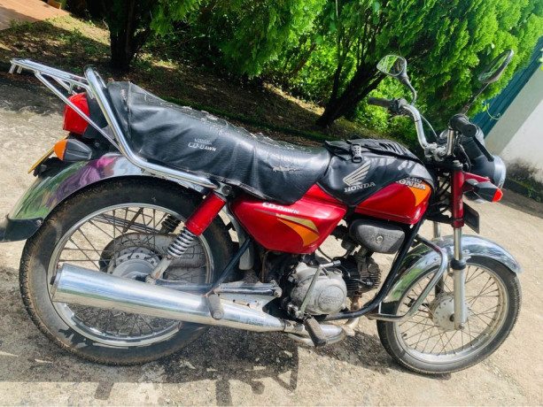 hero-honda-cd-dawn-2003-big-1