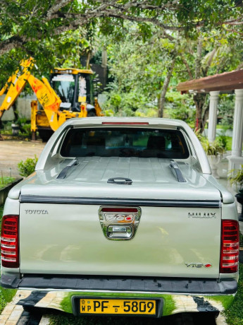 toyota-hilux-vigo-2007-big-2