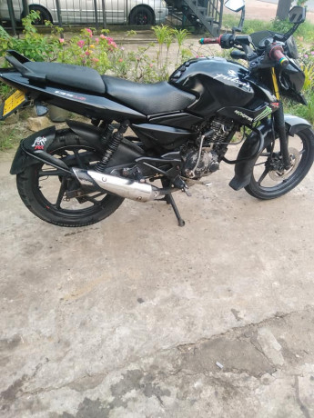 bajaj-pulsar-135-2009-big-3