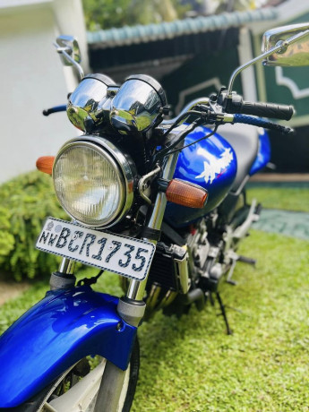honda-hornet-250-ch110-2014-big-1