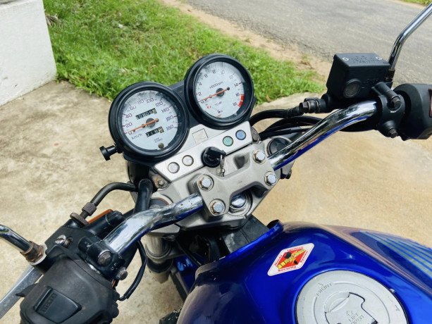 honda-hornet-ch115-2015-big-3