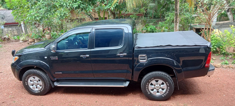 toyota-hilux-vigo-2007-big-2