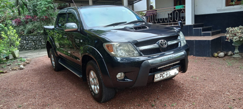 toyota-hilux-vigo-2007-big-0