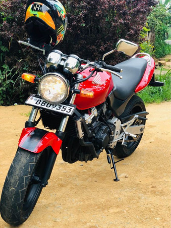 honda-hornet-250-ch115-2014-big-0