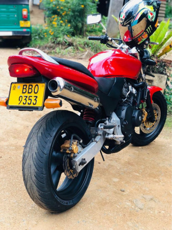 honda-hornet-250-ch115-2014-big-4