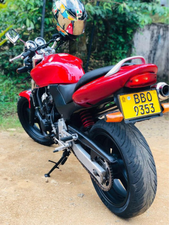 honda-hornet-250-ch115-2014-big-2