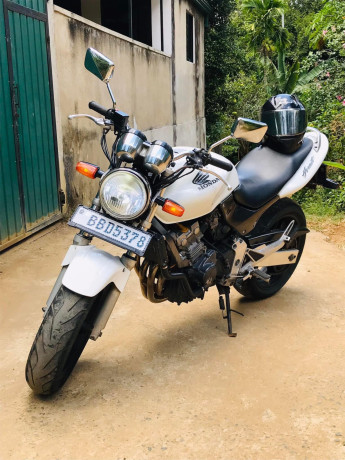honda-hornet-ch130-2015-big-0