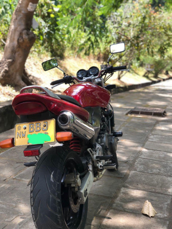 honda-hornet-ch130-2012-big-2