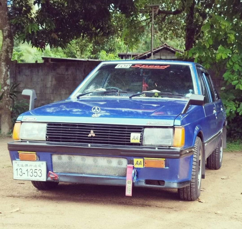 mitsubishi-lancer-box-1983-big-0