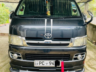 toyota-hiace-trh-2004