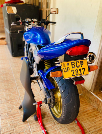 honda-hornet-ch130-2015-big-4