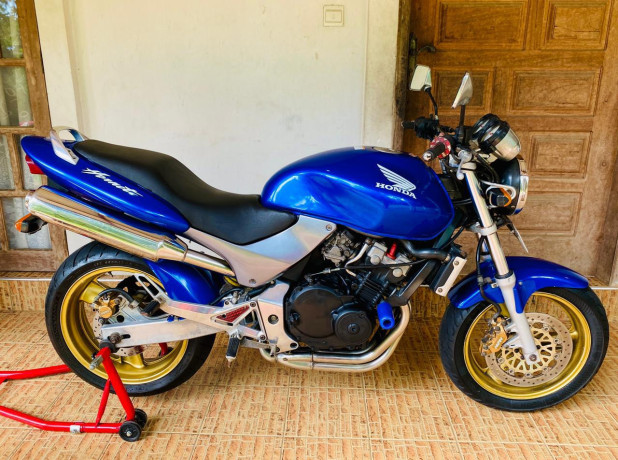 honda-hornet-ch130-2015-big-3