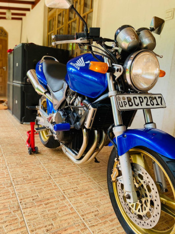 honda-hornet-ch130-2015-big-1