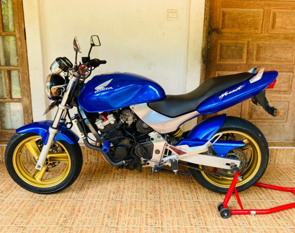 honda-hornet-ch130-2015-big-0