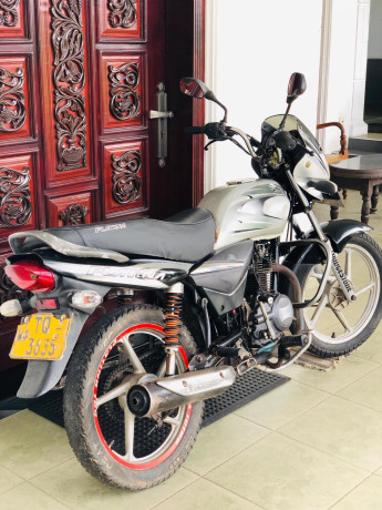 bajaj-platina-2007-big-2