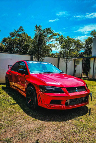 mitsubishi-evolution-7-gt-a-2002-big-0