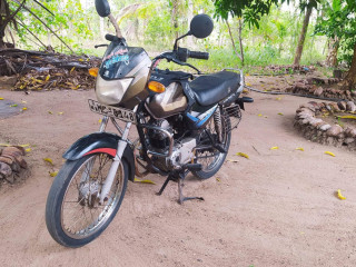 bajaj-ct100-2005