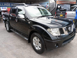 nissan-navara-2007