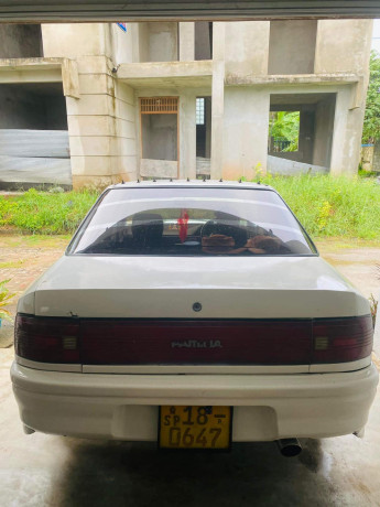 mazda-familia-323-big-1