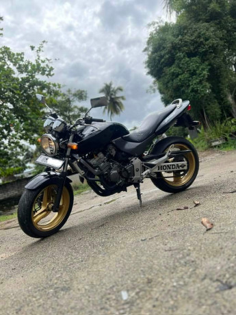 honda-hornet-250-ch130-2014-big-0