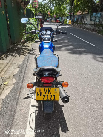 bajaj-platina-2009-big-2