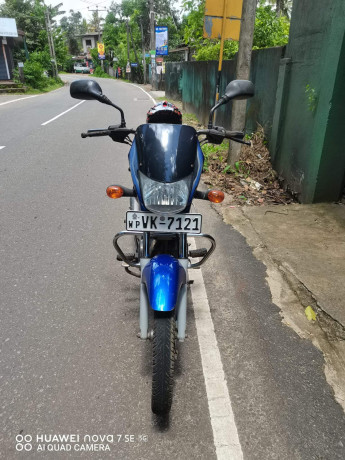bajaj-platina-2009-big-0