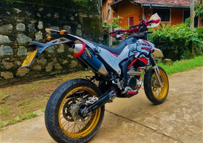 yamaha-wr-250-2012-big-2