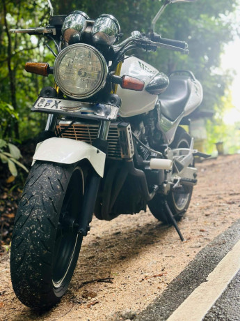 honda-hornet-ch140-2012-big-0