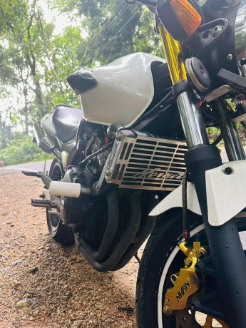 honda-hornet-ch140-2012-big-2