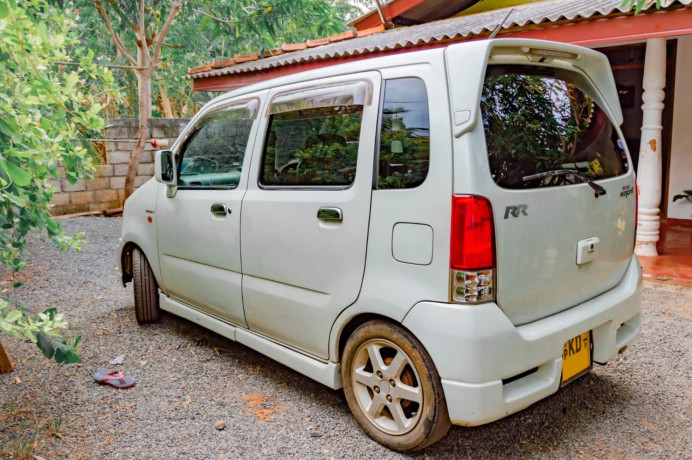 wagon-r-version-v-turbo-big-3