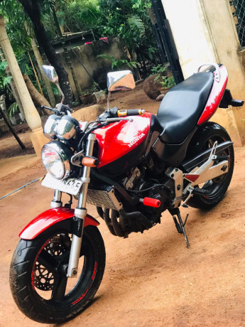 honda-hornet-ch115-2013-big-0