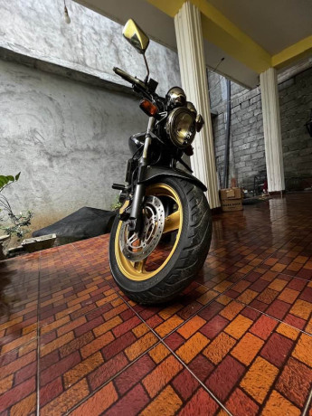 honda-hornet-ch130-big-1