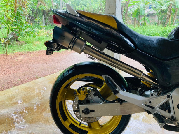 honda-hornet-ch100-2008-big-1