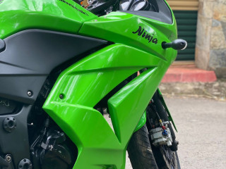 kawasaki-ninja-250r-efi-original-unregistered